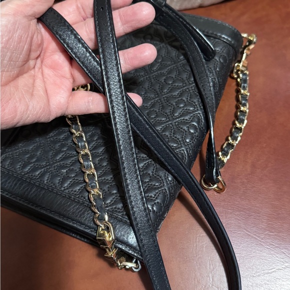 πTory Burch dark navy blue Quilted Crossbody Bag. - Picture 6 of 10